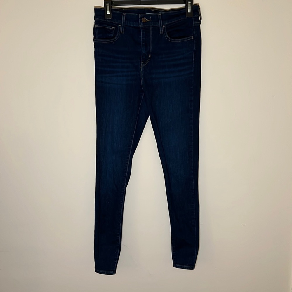 Levi’s High Rise Super Skinny Jeans | Size 28
